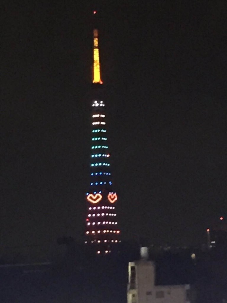 東京タワーのイルミネーションがクリスマス仕様（ハート）に